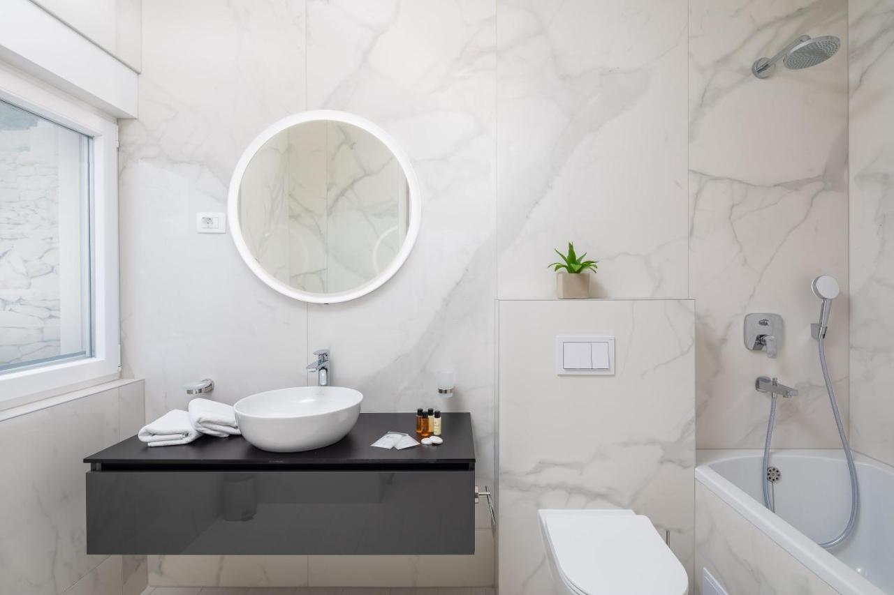 Villa Adria View With Heated Pool I Trogir Ngoại thất bức ảnh